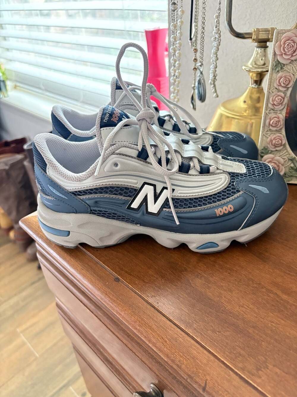 New Balance 1000 Size 5.5 Blue Grey Sneakers - Picture 3 of 10